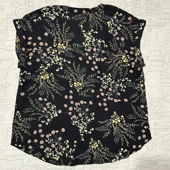 Philosophy Floral Black Top Size XL - Picture 3 of 10